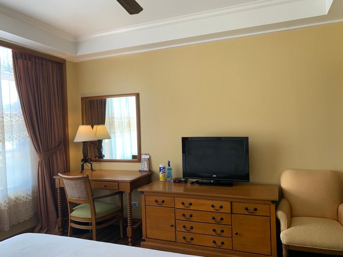 The Manor Hotel Baguio Private Unit Superior Room With A Great View Baguio City Zewnętrze zdjęcie